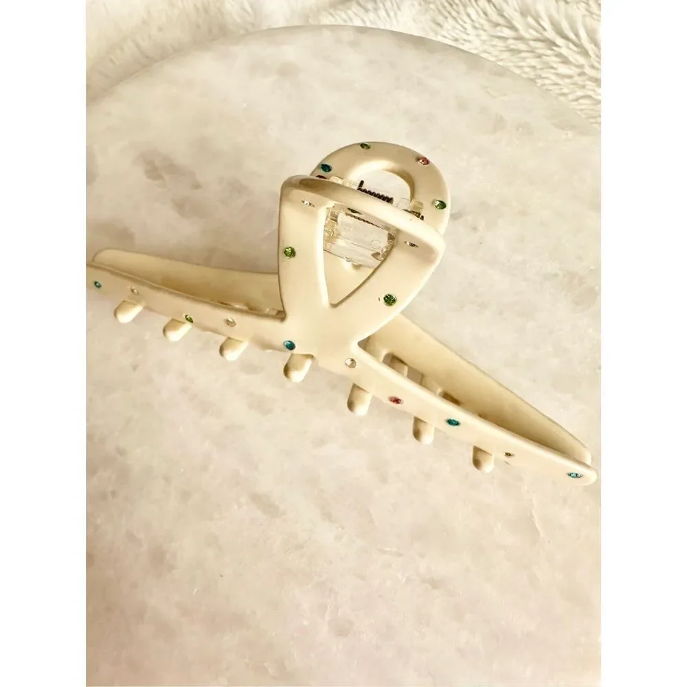 Cream color rainbow rhinestone hair claw￼